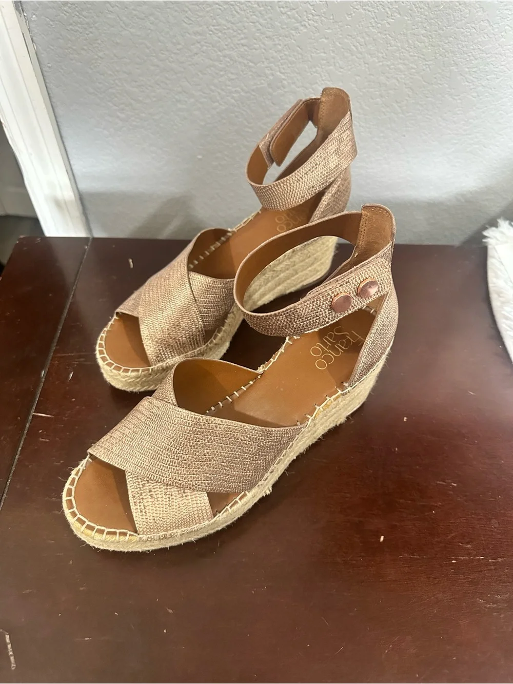 Franco Sarto Womens Metallic Bronze Espadrille Wedge Sandals with Ankle Strap